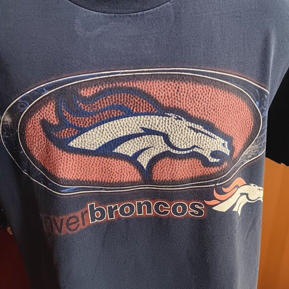 Denver Broncos Logo 7 Navy Graphic T-Shirt Large 100% Cotton Vintage - Picture 3 of 6